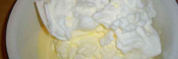 домашнее сливочное мороженое