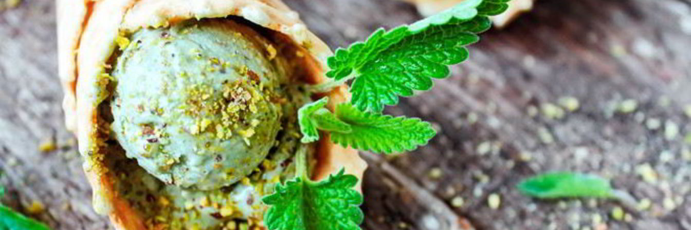 Лаймовое мороженое с чаем матча