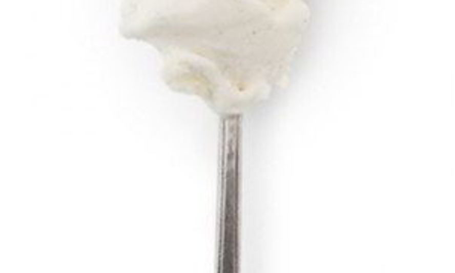 Рецепт молочного ванильного мороженого