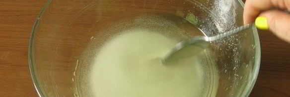 мороженое с шампанским и грушами