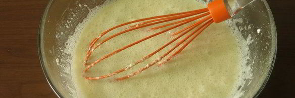 мороженое с шампанским и грушами