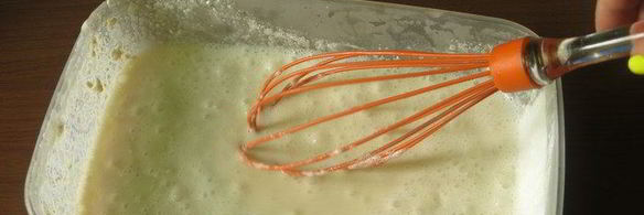 мороженое с шампанским и грушами