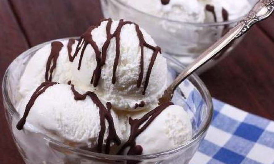 Рецепт мороженого с шоколадным узором