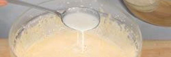 шоколадное и ванильное сливочное мороженое