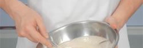 шоколадное и ванильное сливочное мороженое