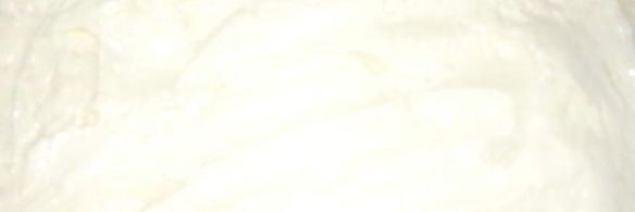 сливочно-клубничное мороженое