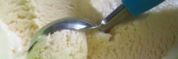 ванильное мороженое-пломбир