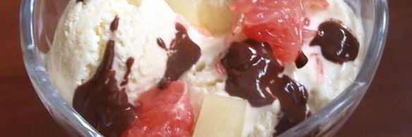 ванильное мороженое-пломбир