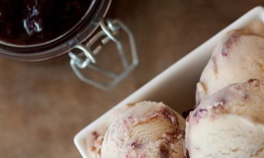 Рецепт вишневого трюфельного мороженого