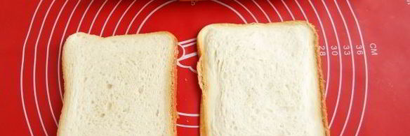 жареное мороженое в тостовом хлебе