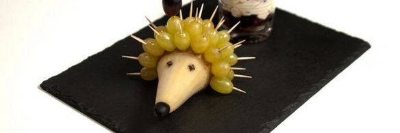 фруктовый ежик и воздушный ягодный мусс