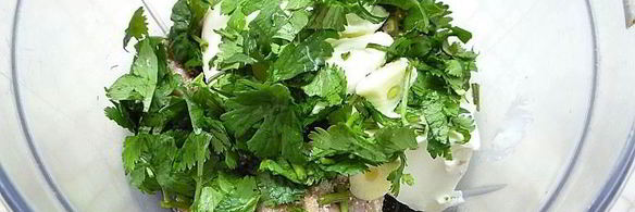 хрустящие чашечки с муссом из печени трески