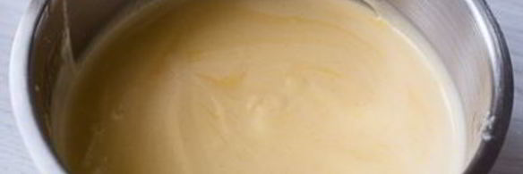 миндальный рулет с манговым муссом