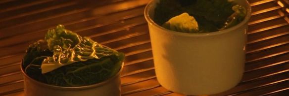 мусс из белой рыбы на пюре из брокколи