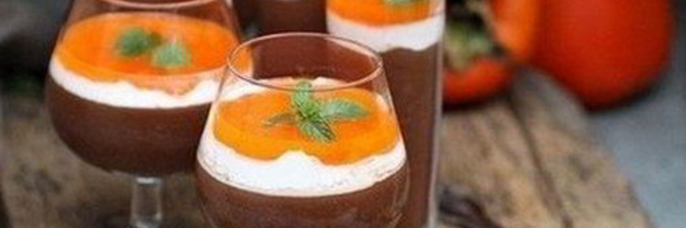 Мусс из горького шоколада с ликером