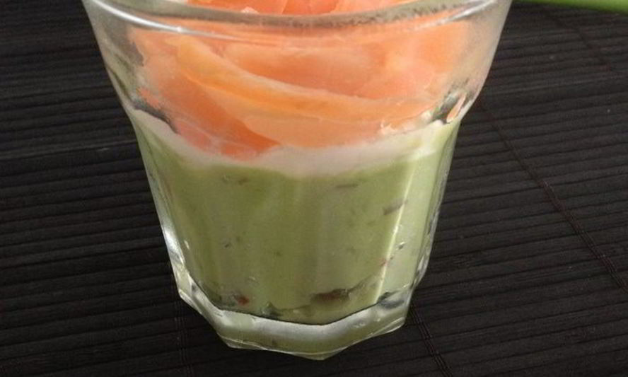 Рецепт нежного мусса из авокадо с лососем