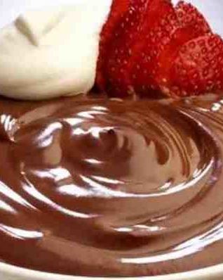 Простой шоколадный мусс на десерт