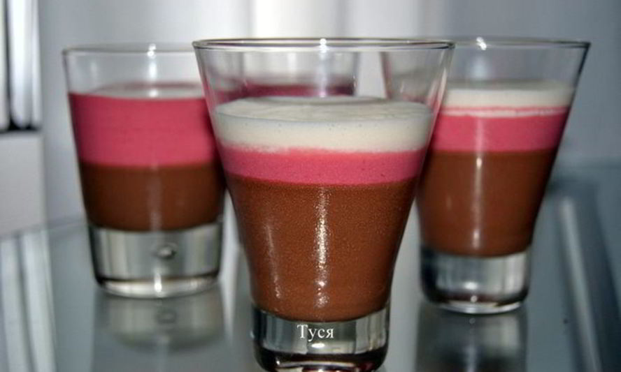 Рецепт шоколадного мусса с малиновым кремом