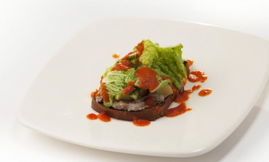 Рецепт сморреброда с муссом из говяжьего языка