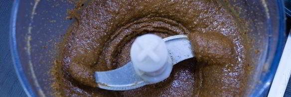 торт-мусс с клюквой и пралине