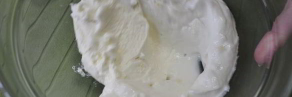 творожно-клубничный мусс