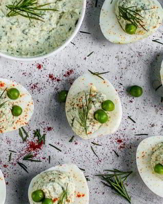 Яйца с муссом из рыбы