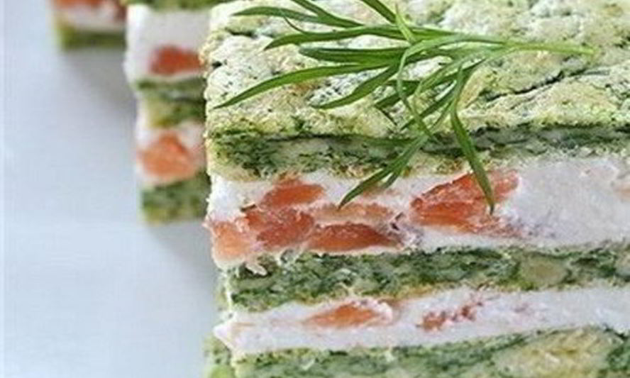 Рецепт закуски с соленой семгой и творожным муссом