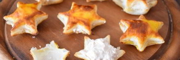 звездочки из слоеного теста с муссом из тунца