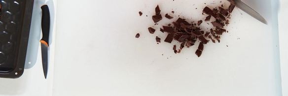 панна-котта с гранолой и горячий шоколад