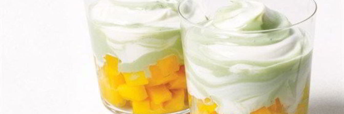 Парфе с манго и белым шоколадным йогуртом