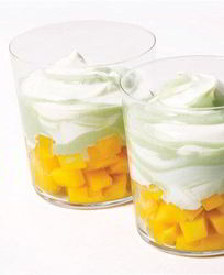 Парфе с манго и белым шоколадным йогуртом