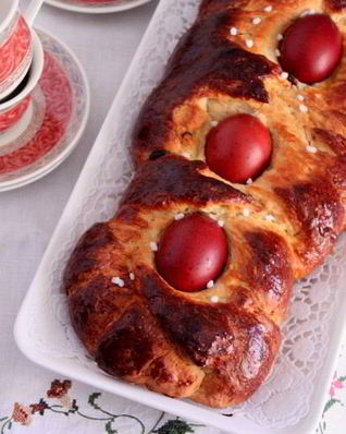 Геческий пасхальный хлеб Цуреки