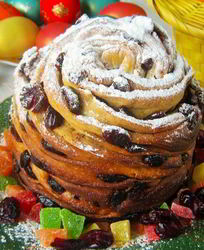 Кружевной пасхальный кулич