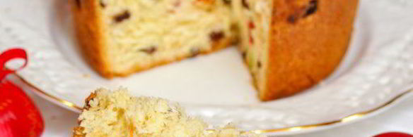 кулич с цукатами и изюмом