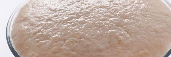 кулич с цукатами и изюмом