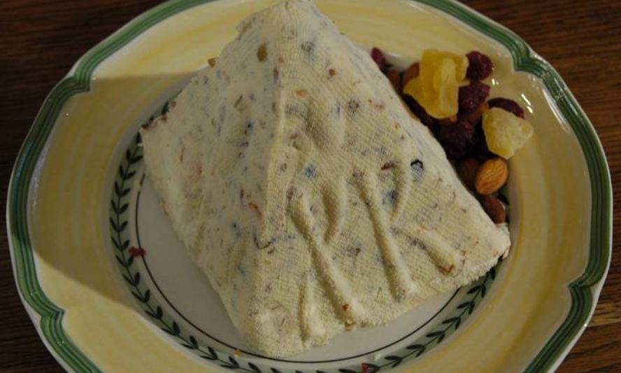 Рецепт ванильной пасхи с цукатами и миндалем