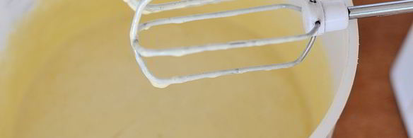 пудинг с карамельным соусом