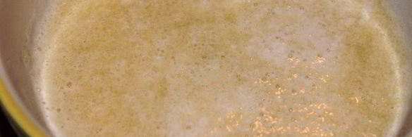 шоколадно-ананасовый десерт с меренгами