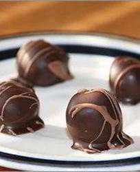 Шоколадное фондю с фруктовыми шашлыками