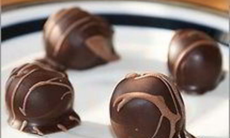 Рецепт шоколадного фондю с фруктовыми шашлыками