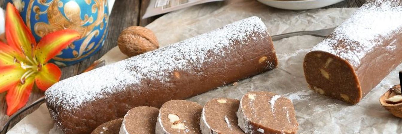 Сладкая колбаска из печенья классическая