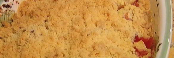 сливовый крамбл