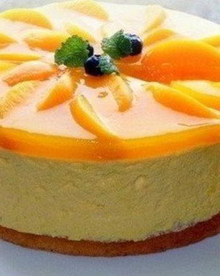 Бисквитный торт-суфле с персиками