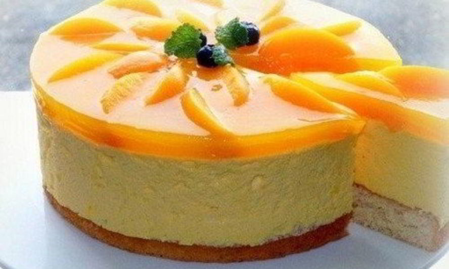 Рецепт бисквитного торта-суфле с персиками