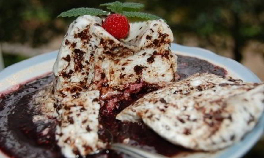 Рецепт быстрого торта-суфле плавающего остров