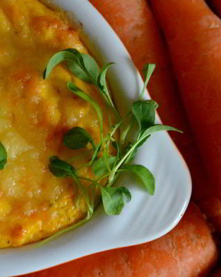 Морковно-творожное суфле с молодой рукколой