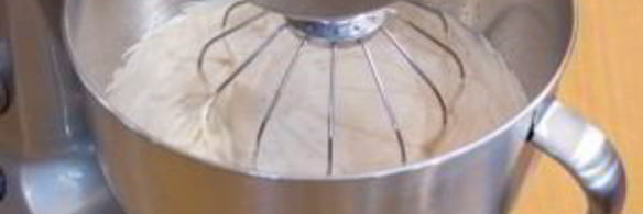 шоколадное суфле с вишневым соусом