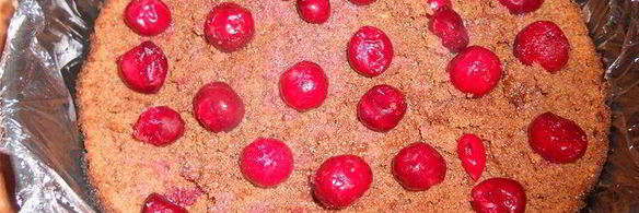 шоколадный кухэ с нежнейшим вишневым кремовым суфле