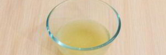 шоколадный рулет с банановым суфле и грецкими орехами