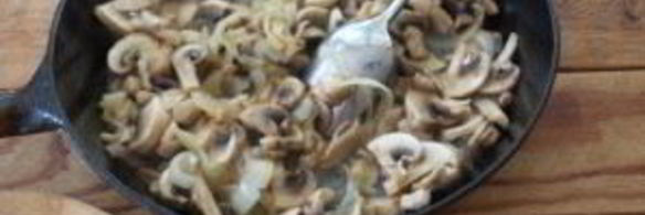 суфле из кабачков с грибным соусом